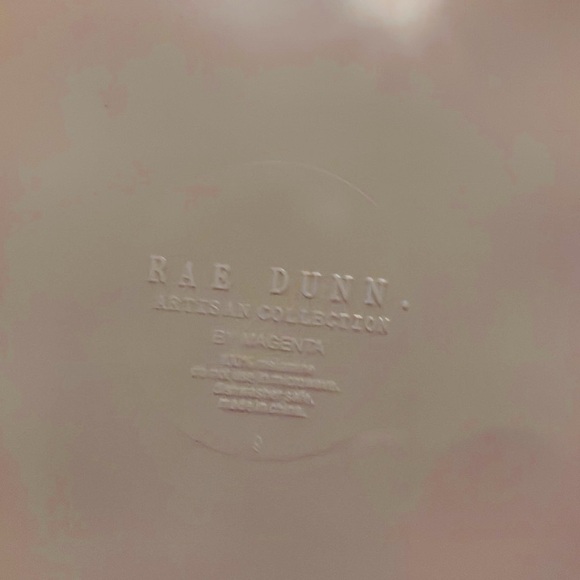 Bundle of 8 Rae Dunn 8” melamine reusable party plates HTF - Picture 11 of 12